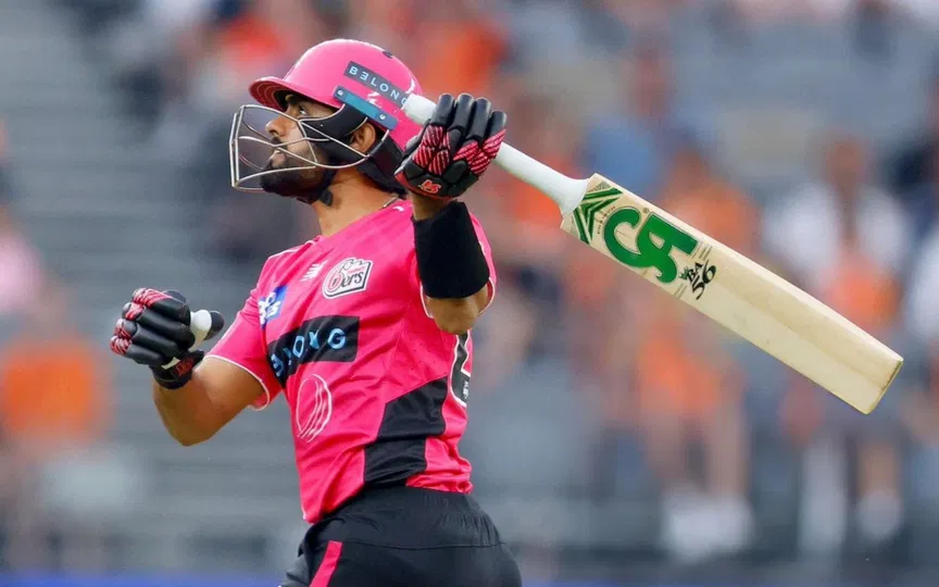 2 off 7 balls! Babar Azam fails miserably again in BBL as Sydney Sixers crumble vs Brisbane Heat